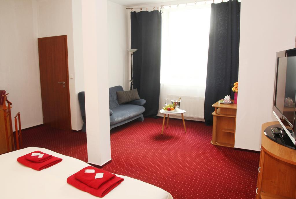 Saraya Wellness&Penzion Teplice Dış mekan fotoğraf