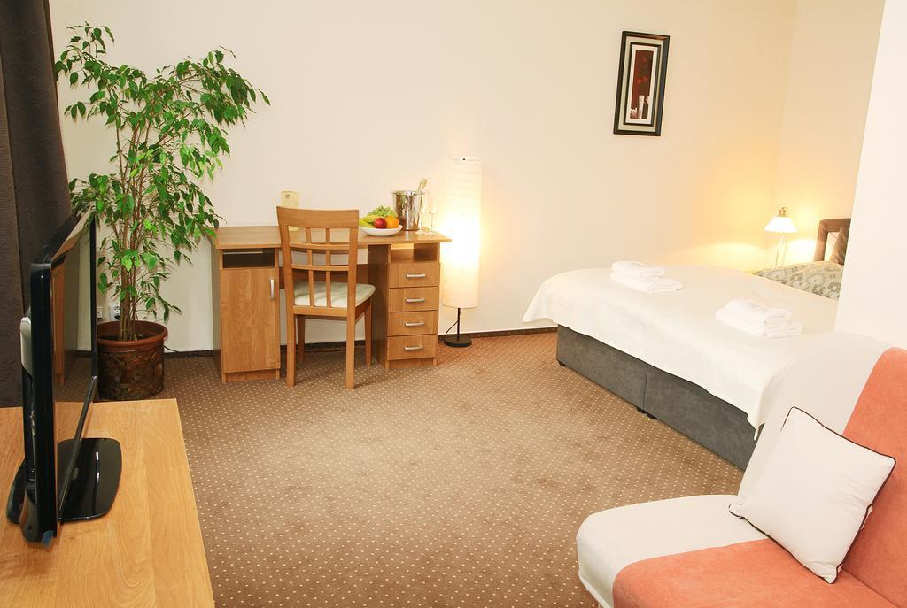 Saraya Wellness&Penzion Teplice Dış mekan fotoğraf